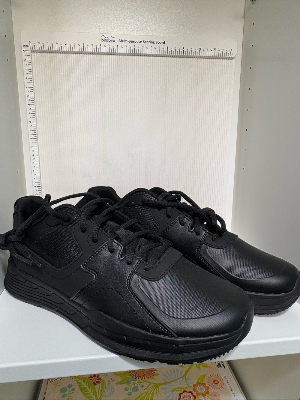Men's All-Black Traction by Shoes for Crews size 11 slip and oil resistant